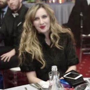 Meet your Posher, Nesrine